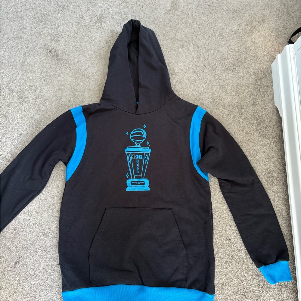 BIG 10 basketball hoodie